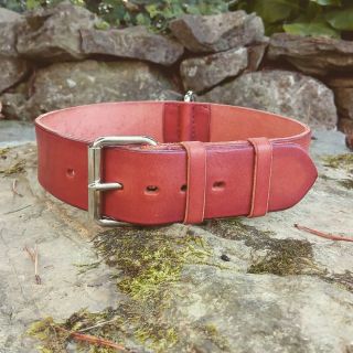 Po dlouhý době obojek na dobrmana . . . #leathercraft #sedlarka